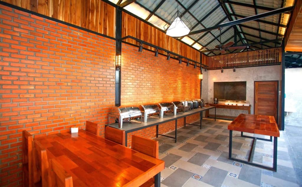 Celosia Guesthouse - photo 17