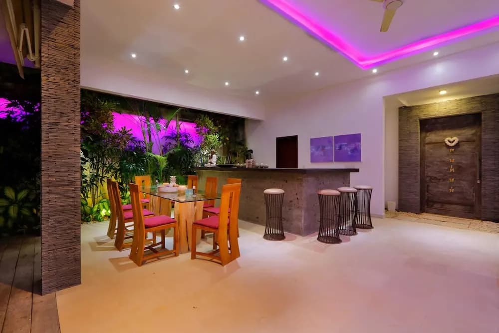 Elegant Private Villa, 3 BR, Seminyak With Staff - photo 23