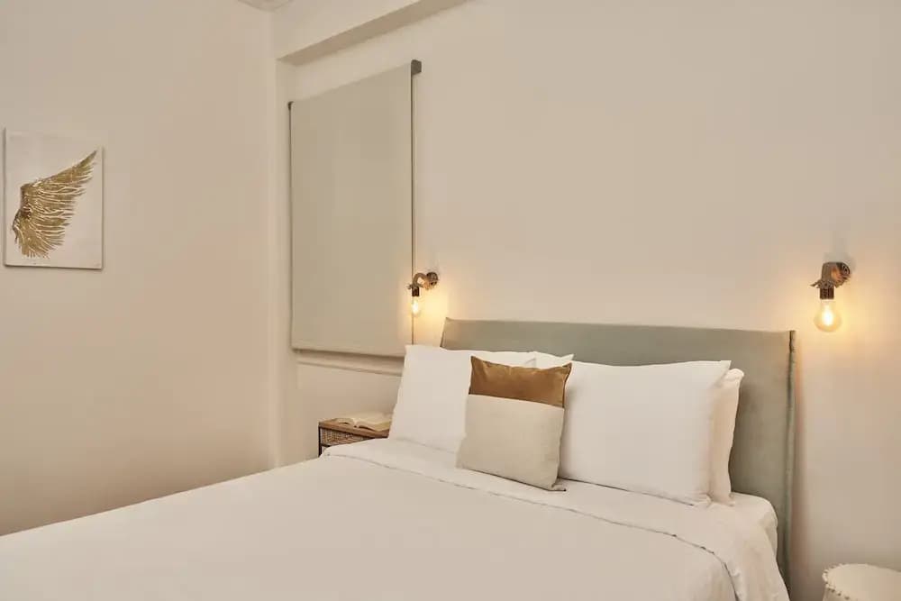 Chic n Bright 3Bd Apt with Hilton View - photo 5