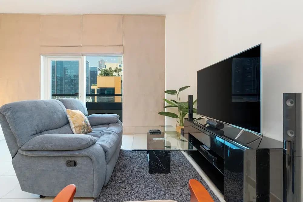 Spacious Studio in Bay Square by Bespoke - photo 3