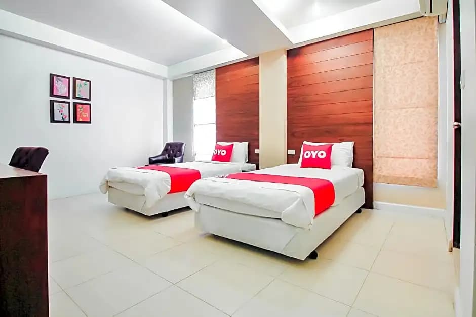 Baan Udom Hostel - photo 8