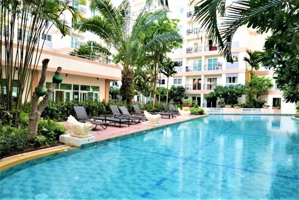 Park Lane Jomtien Resort - 1 Bed Sleeps 2 - photo 8