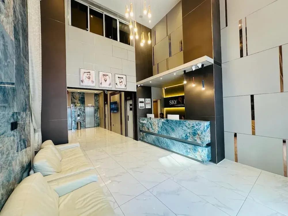 Sky Park Hotel - photo 3