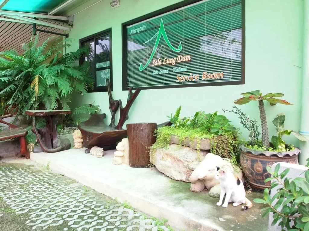 Baan Sala Lung Dam Hotel - photo 16