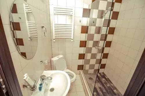 Hotel 5 Rooms - photo 9