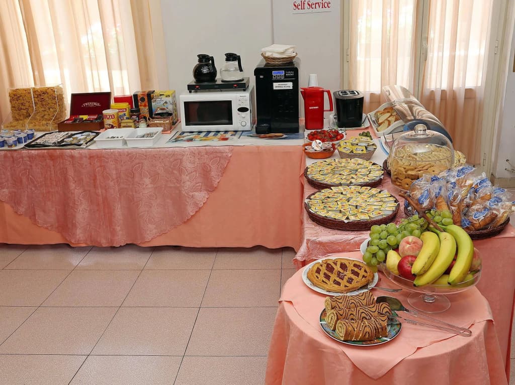 Athena Hotel - photo 11