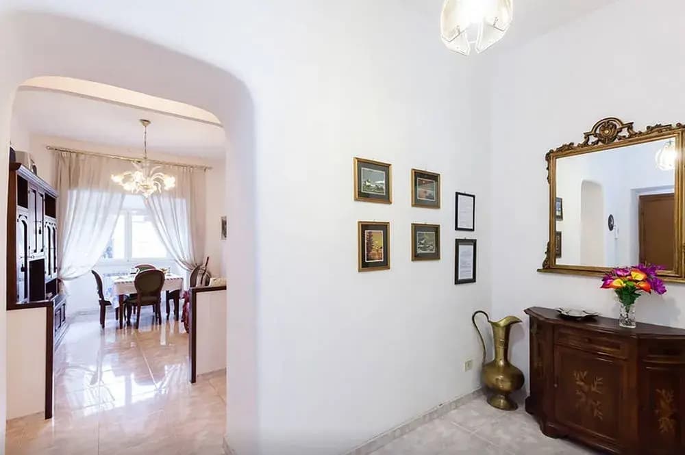 Caterina Embassy Apartment - photo 11