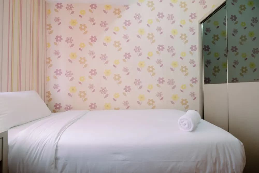 Comfy 2Br Gading Greenhill Apartment - photo 3