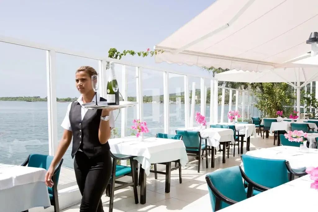 Hotel Boccaccio - photo 22