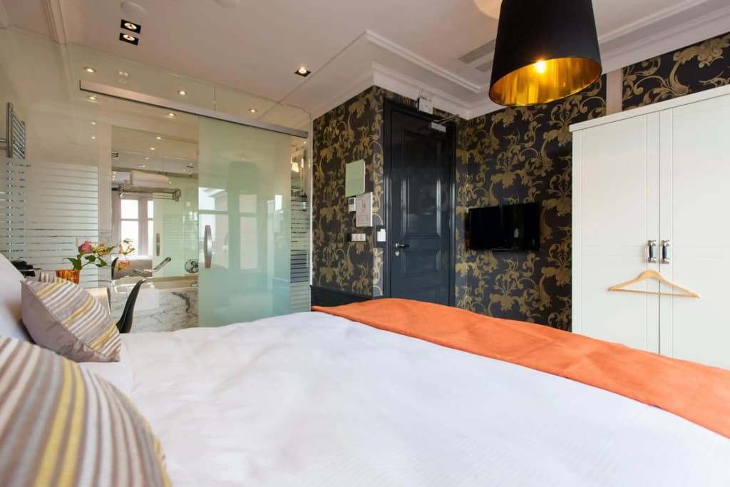 The Amsterdam Canal Hotel - photo 30