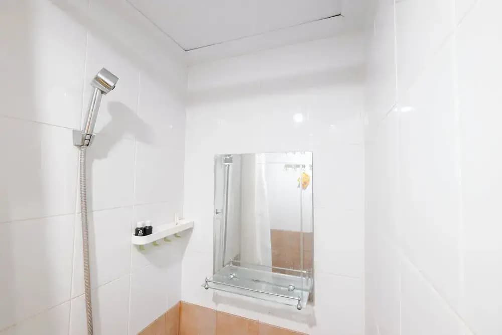Neutral Tone 2Br At Green Pramuka City Apartment - photo 15