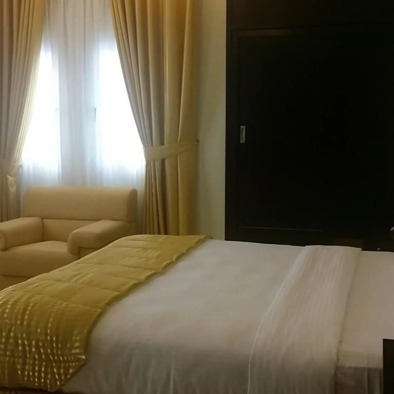 Remas Hotel Suites - photo 31