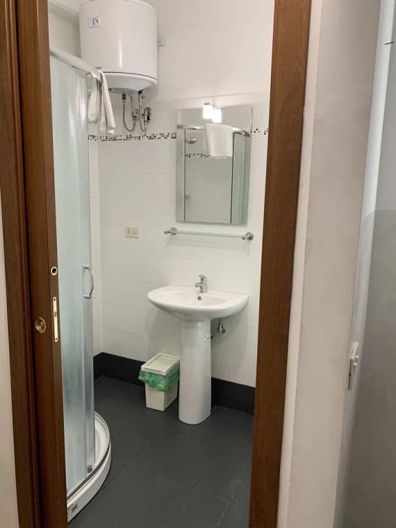 "2 pax Studio, Month to Month Lease, Utility Costs Included" - photo 7