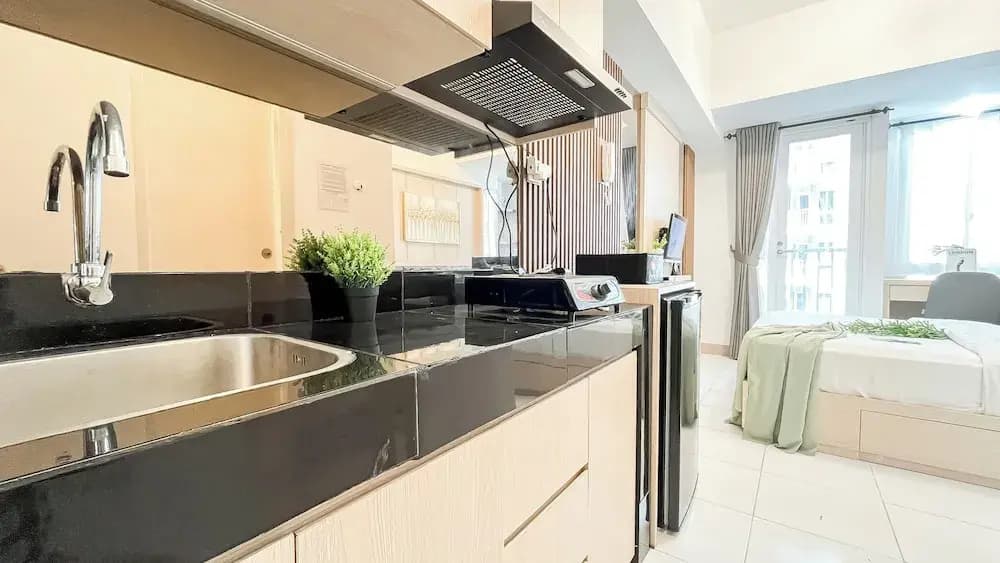 Good And Homey Studio Apartment At Tokyo Riverside Pik 2 - photo 13
