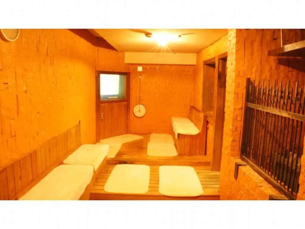 Capsule Hotel 310 - photo 22