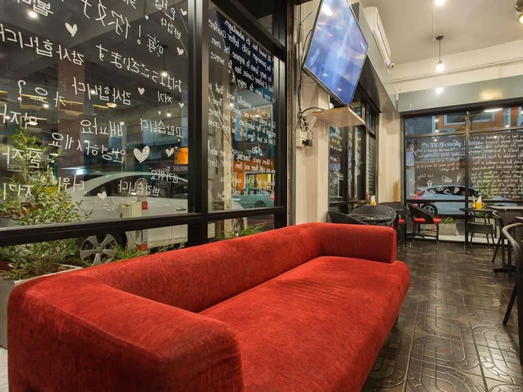 The Best Time Hostel - photo 10