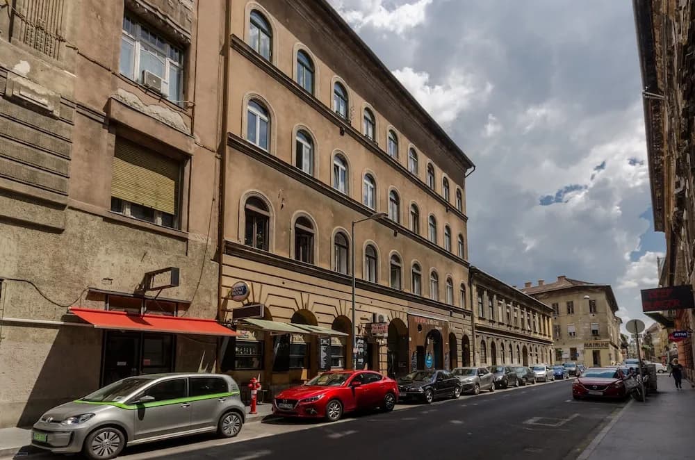Perilla Apartment - main photo