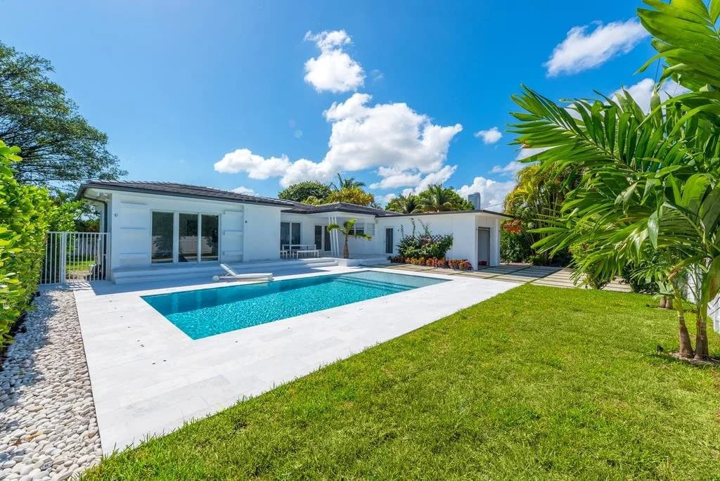 Miami World Rental - Venetian House - photo 11