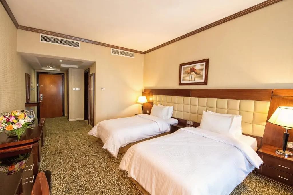 Grand Central Hotel - photo 2