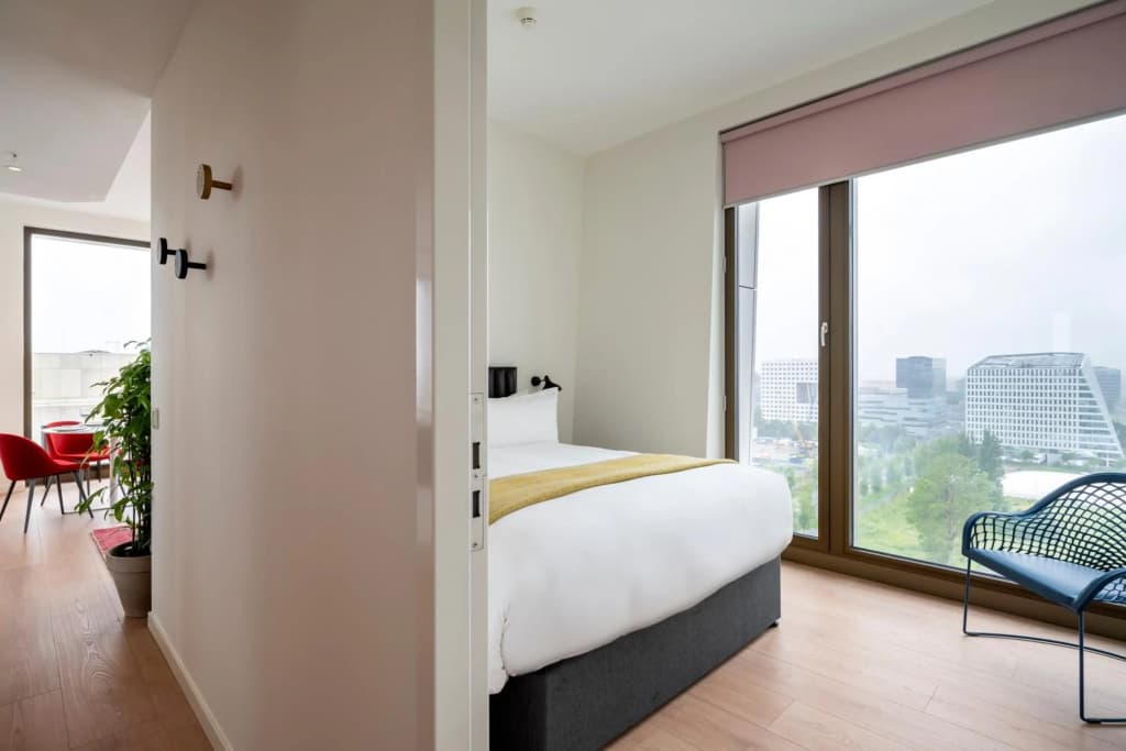 PREMIER SUITES PLUS Amsterdam - photo 20