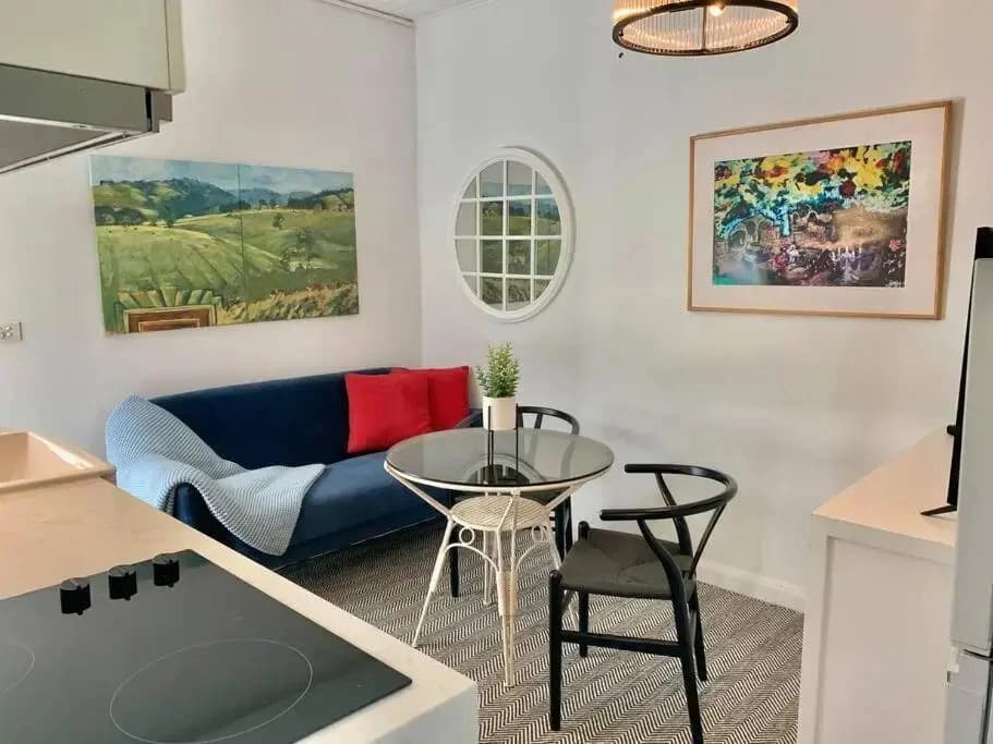 Stylish Private Studio, Close to Beach, WIFI, Parking - photo 1