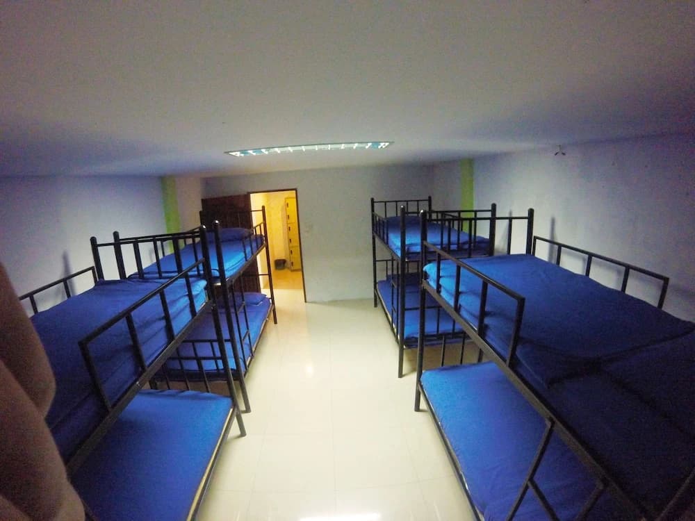 P & T Hostel - photo 10