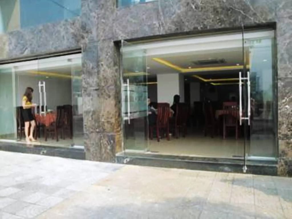 Valencia Hotel - photo 1