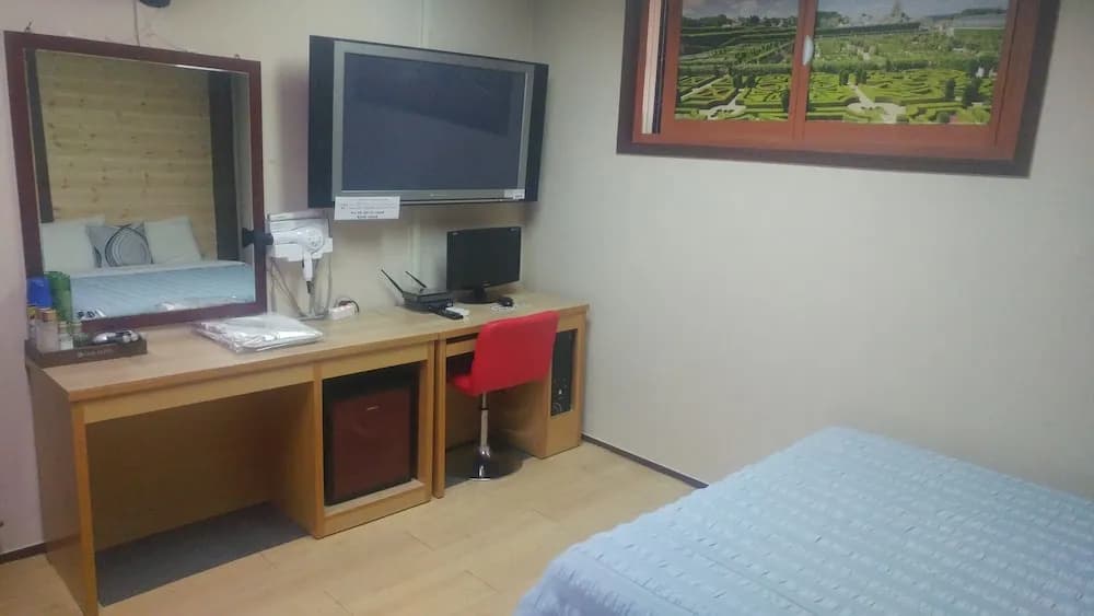 Cima Motel - photo 4