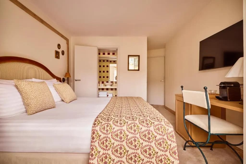 Hotel Splendor Elysees - photo 25