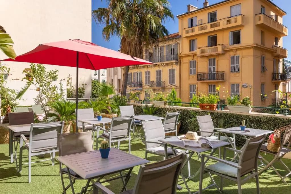 Hôtel Locarno Nice - photo 40