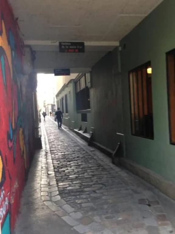 11th Arrondissement Bastille Parsienne Studio - photo 4