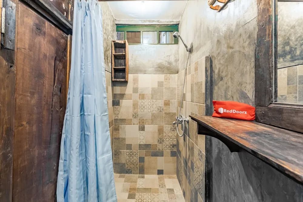 RedDoorz Hostel @ Raya Canggu 2 - photo 8