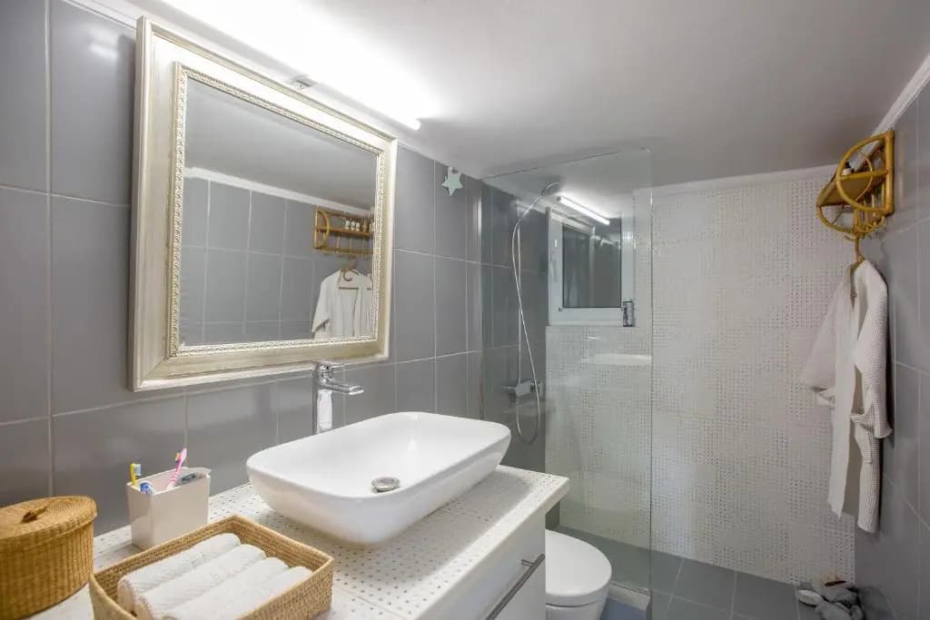 Acropolis Now! 2BR in central Athens - photo 8