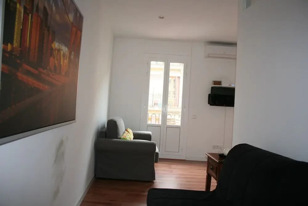 Avenida Apartments Torrent - photo 11