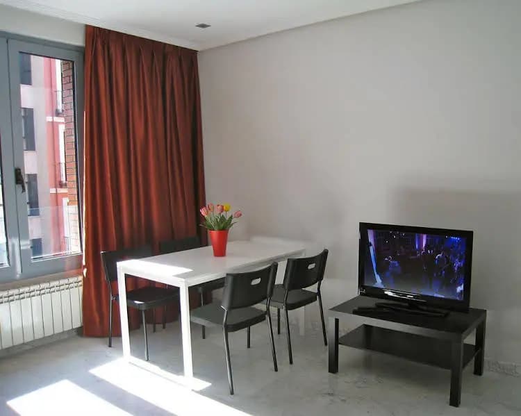 Moon River - One Bedroom - photo 2
