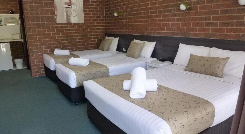 Healesville Motor Inn - photo 8