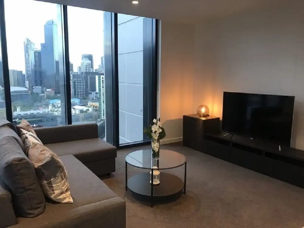 Southbank Platinum Tower Apartment - photo 5