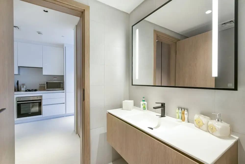 Driven Holiday Homes Marquise Square - photo 8