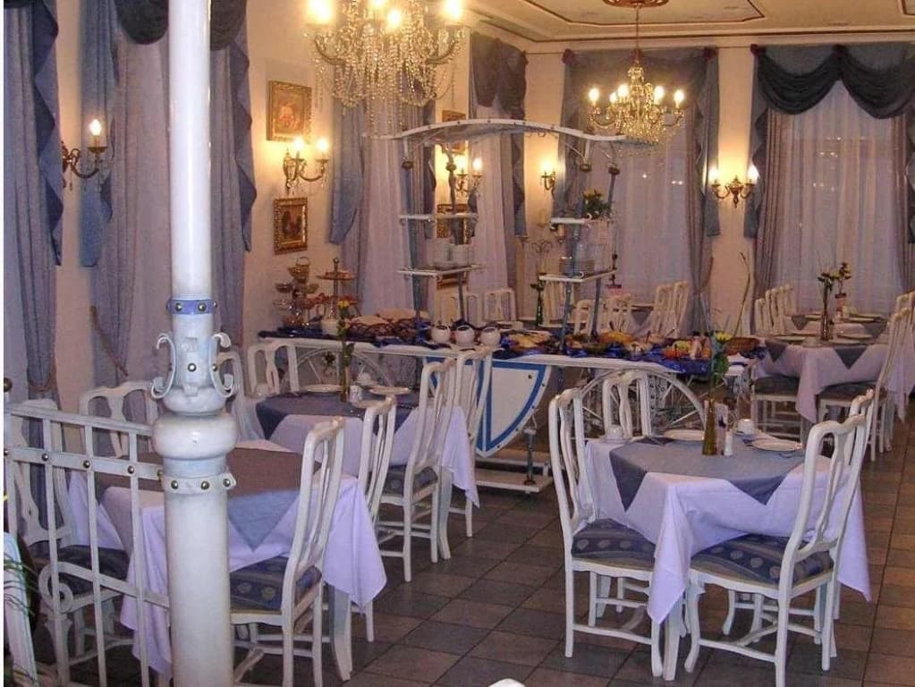 William Sivek Hotels - photo 12