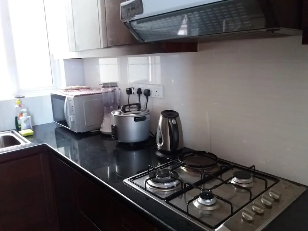 Colombo Sea View Apartment - photo 17