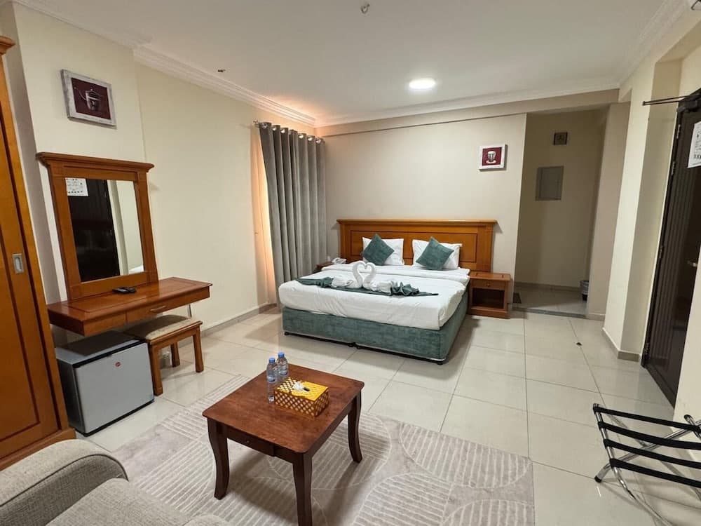 Al Murooj Hotel Apartments - photo 3