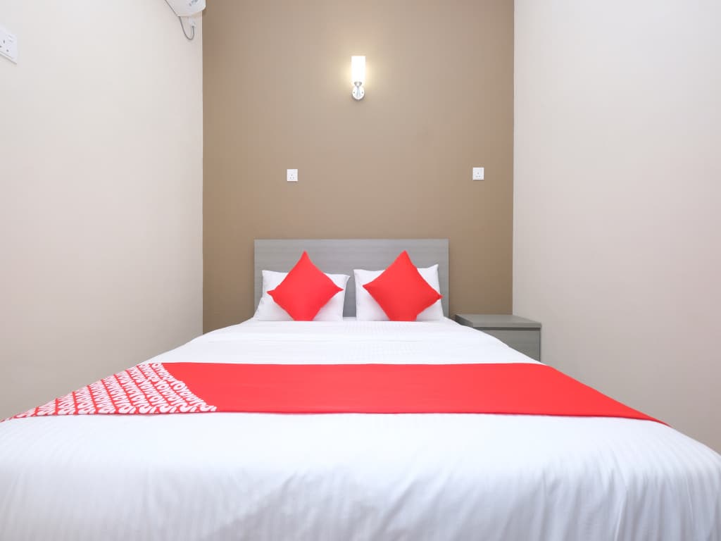 Super OYO 43935 Mancalin Hotel - photo 3