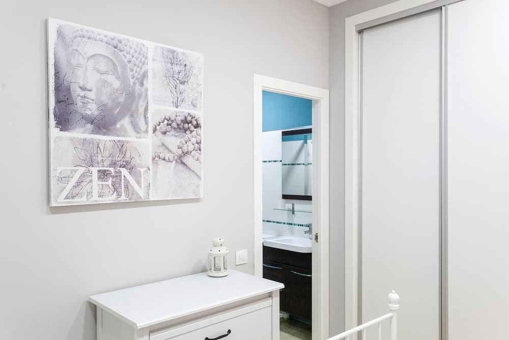 Charming Apt. Historic District - Sol - photo 1