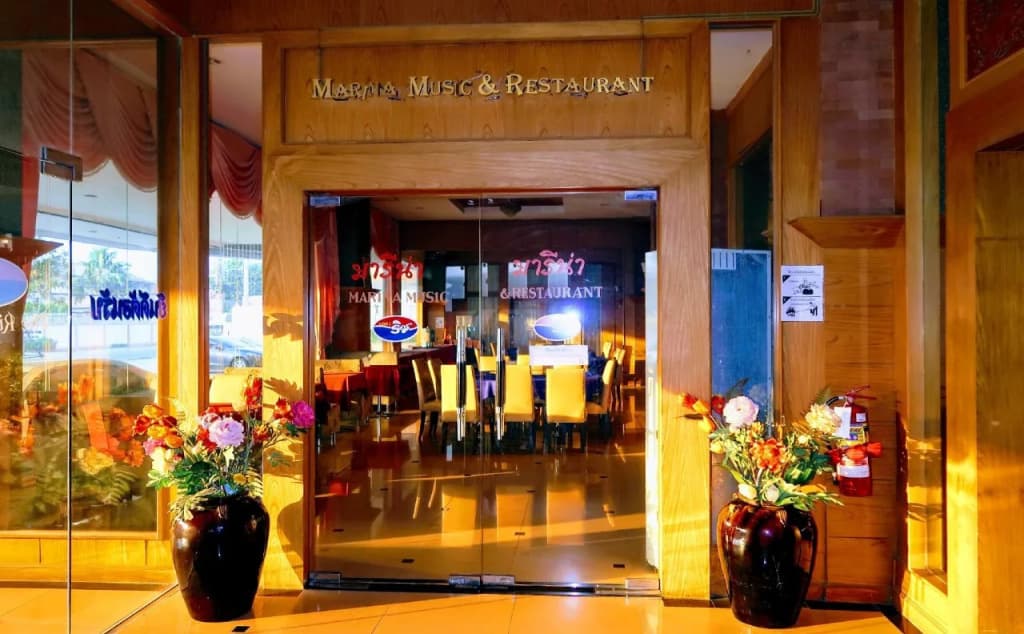 The Rich Hotel - photo 9