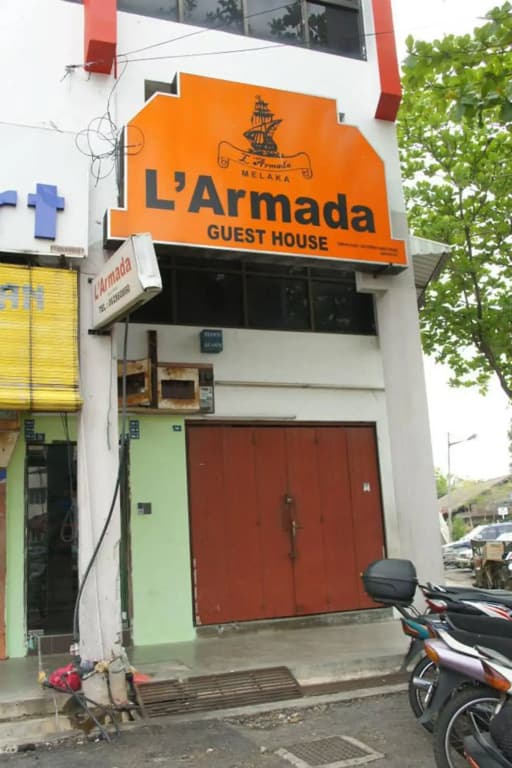 L'armada Guesthouse - photo 1