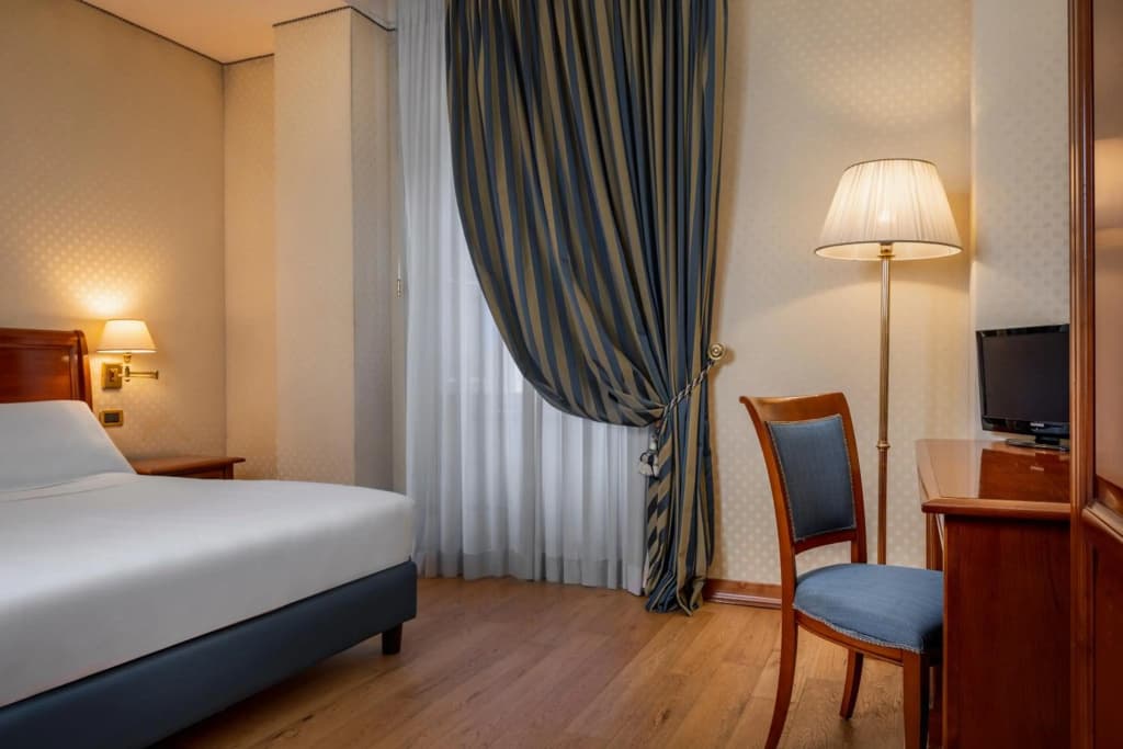 Hotel Oceania - photo 20