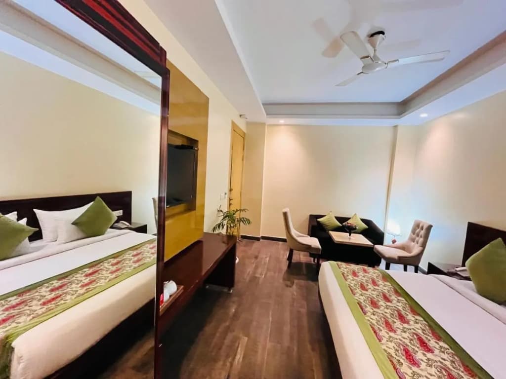 Treebo Hotel Banz - photo 16