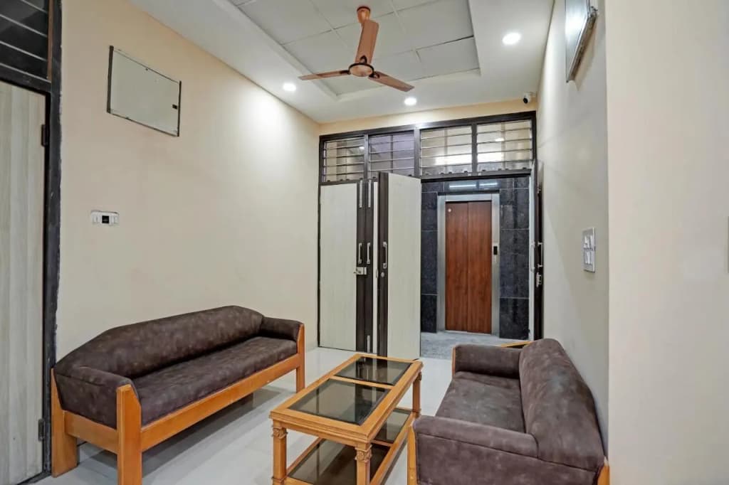 Hotel Green Chilly - photo 3