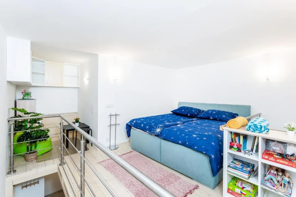 Get Prague Flat Stepanska - photo 3