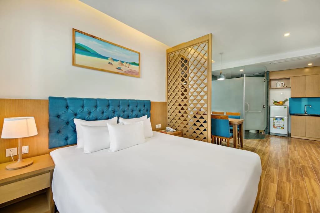 Seashore Hotel & Apartment - photo 4